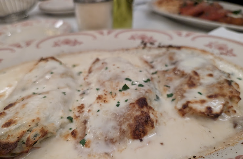 Maggiano's Little Italy signature dishes Our Famous Rigatoni "D"
"The Grand" Chicken Parmesan
Chicken Piccata